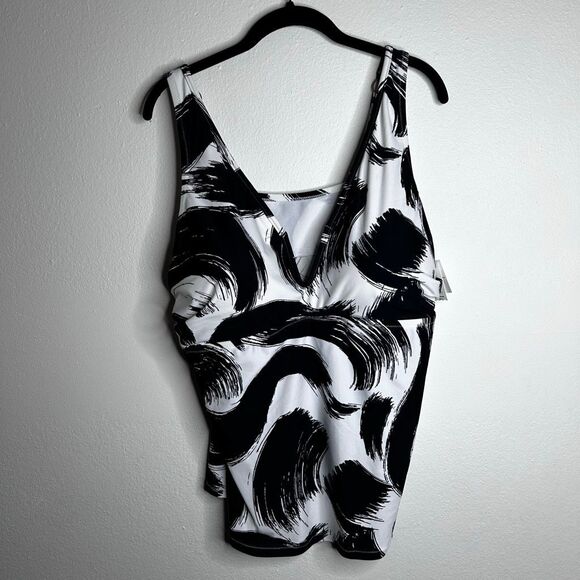 Raisins Curve Plus Size Swim Suit Top Size 22W NWT Vacation Cruise Coastal NWT - Picture 1 of 7